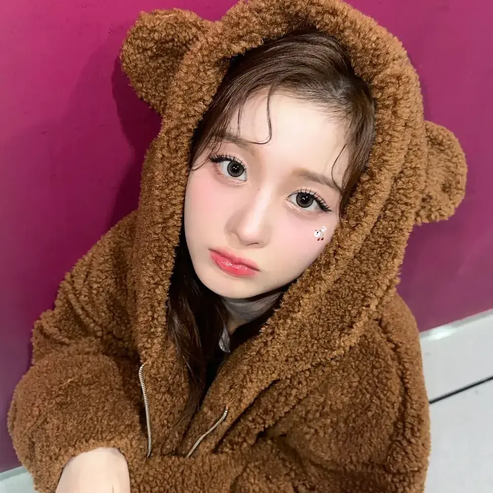 BlueSea0355의 설윤아 그만울려.