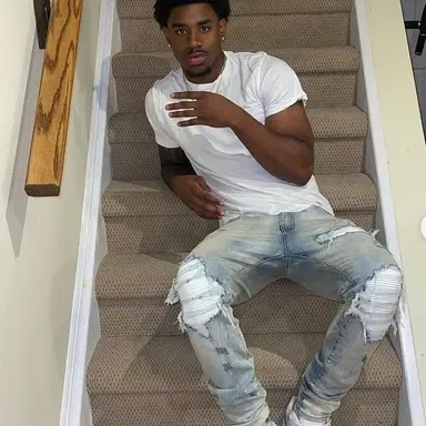 Profile image of Zion Cooper