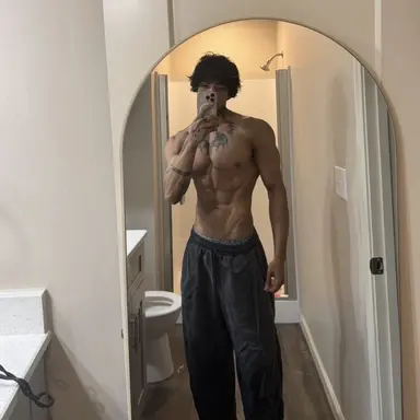 Profile image of Ethan