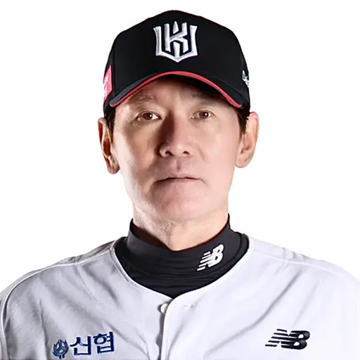 MuggyFern5367의 이강철