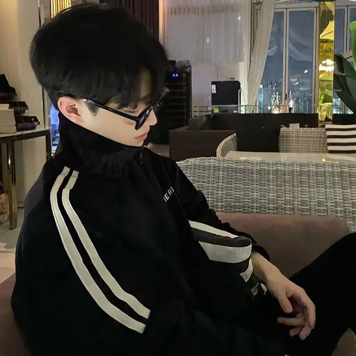 FinalChoke4309의 장난스러운 오빠들