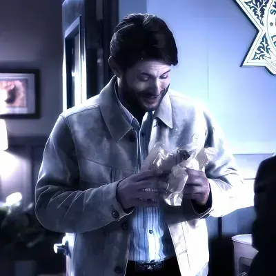 FuzzyQuoll2440의 Clayton Hayes