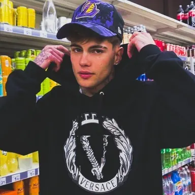 Profile image of Evan Cross