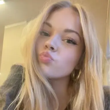 Profile image of Ella
