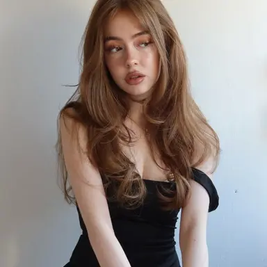Profile image of Elia