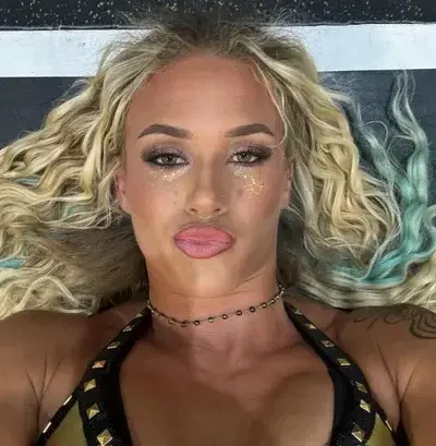 SnazzyFlame1680의 Sol Ruca