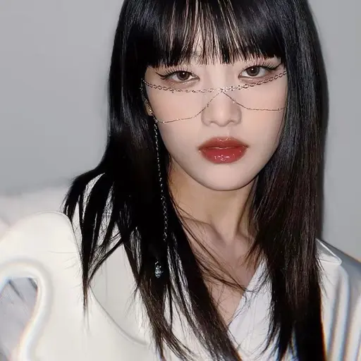 Fjfjdj의 김민니
