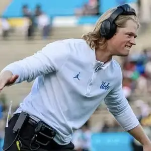 Profile image of Offensive Coach Jerry