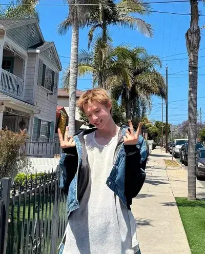 BoringSage5528의 Martin - CORTIS