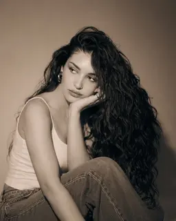 Profile image of Amara vale