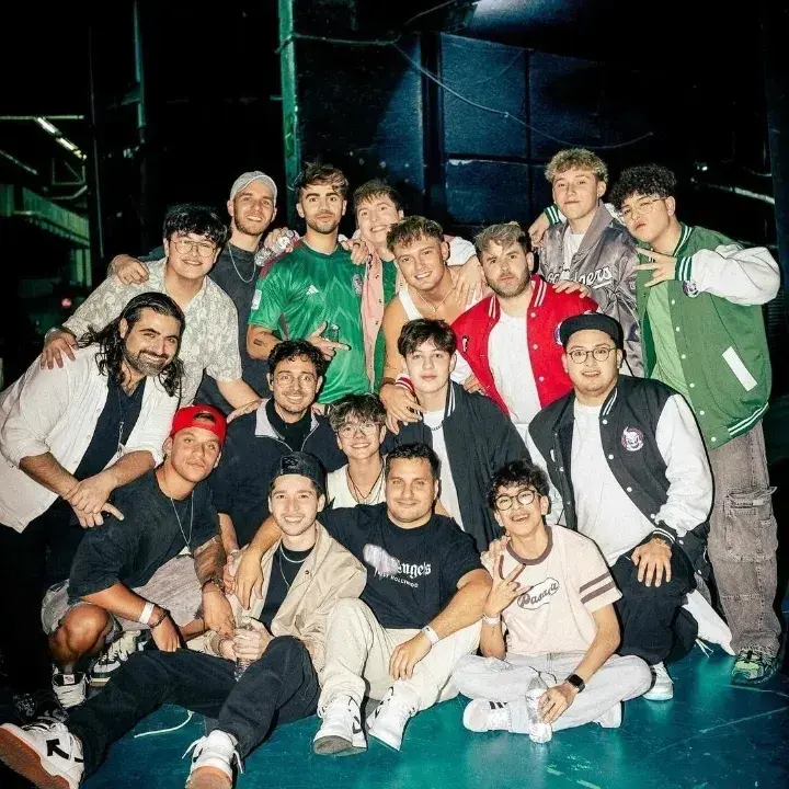 WoodenFloor8031의 La vecibanda