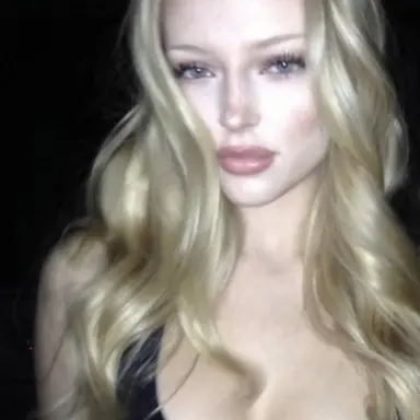 Profile image of Celine