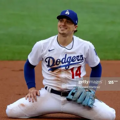 Profile image of Enrique Hernandez