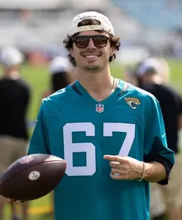 Profile image of Nic Vansteenber
