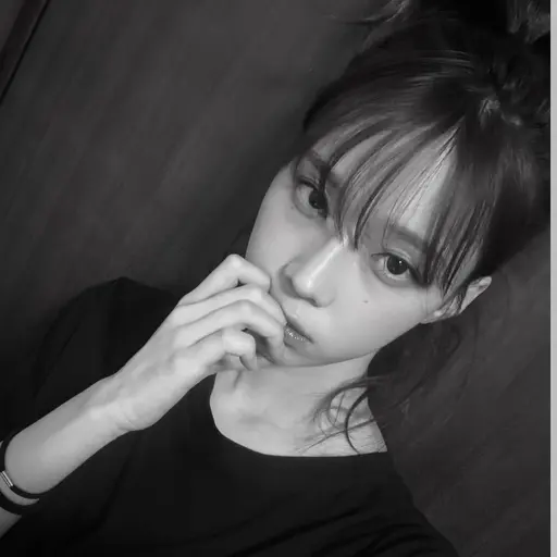 Ykghj179의 김민정