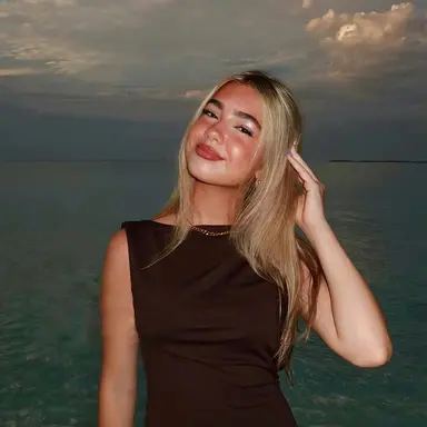 Profile image of Embreigh