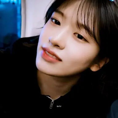 Profile image of Ahn Yujin