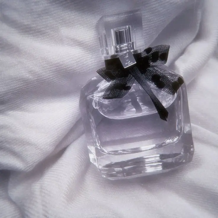 AgileTail2084의 媚薬みたいな香水