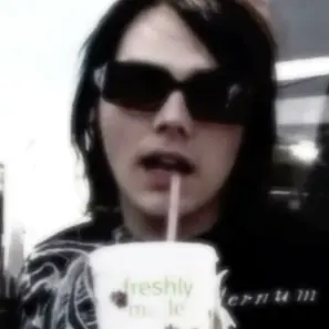 Profile image of Gerard Way