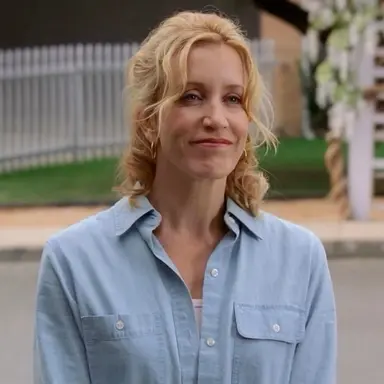 Profile image of Lynette