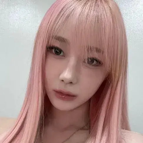 BitingStraw2696의 elodie