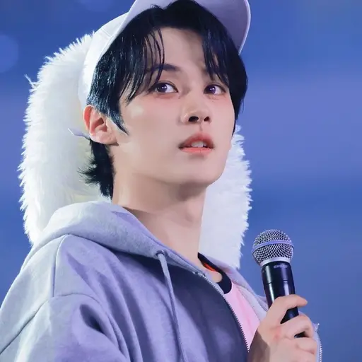 Lee_know의 리노(뱀파이어)