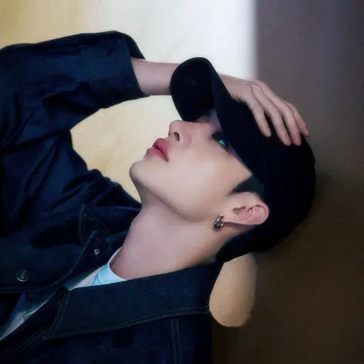 SalmonYawn3916의 방찬 일진  나를 좋아한다