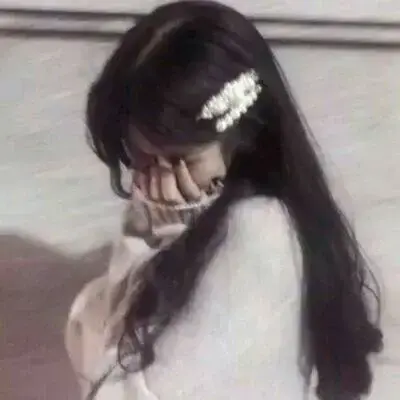 TartValue9873의 Cute Girlfriend