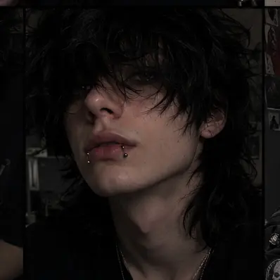 VocalBleed8120의 Matthew
