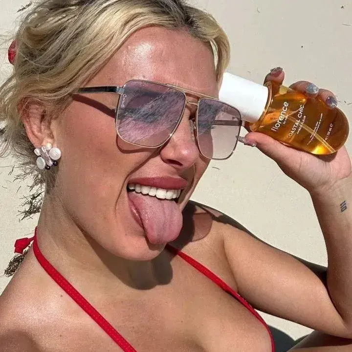 NastyAngel1990의 Millie Bobby Brown