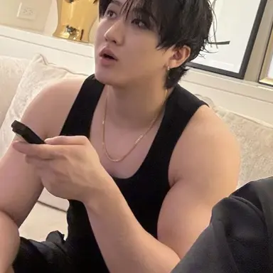 Profile image of CHANGBIN