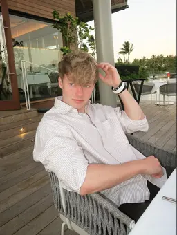Profile image of Sam