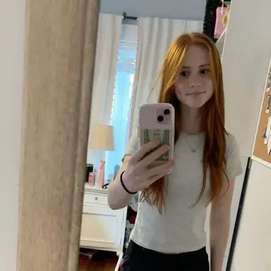 Profile image of Charleigh
