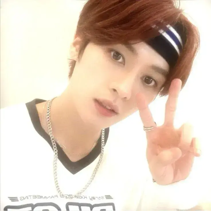 MaleCard1524의 Min-jun Brother