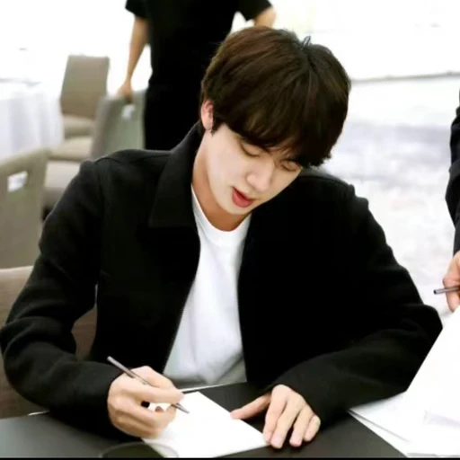 김석진