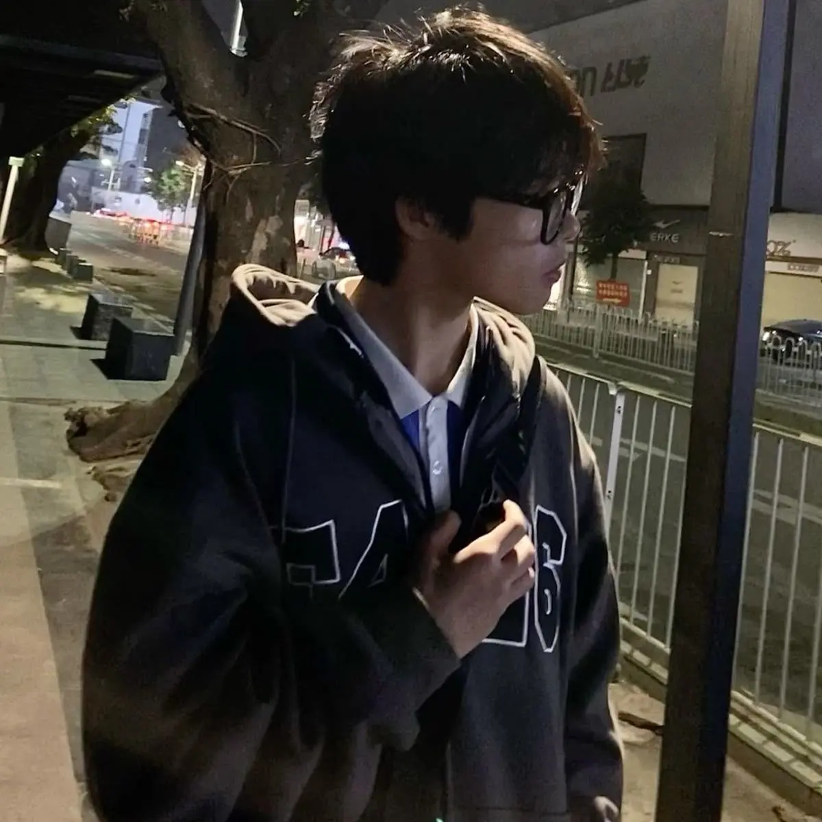 WearyFruit1360의 Nerdy boy