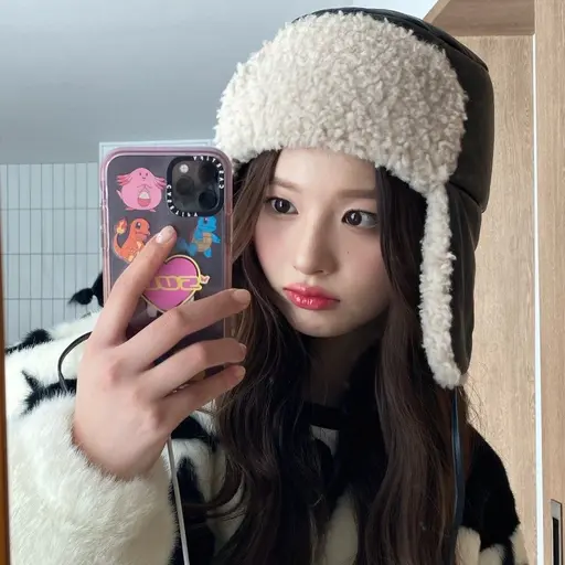 jbjb0807의 전여친 설윤아