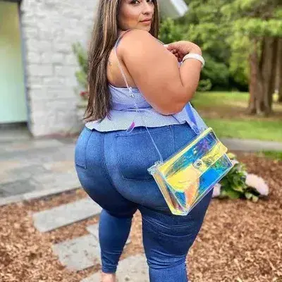 SlimAwake4815의 Isabela