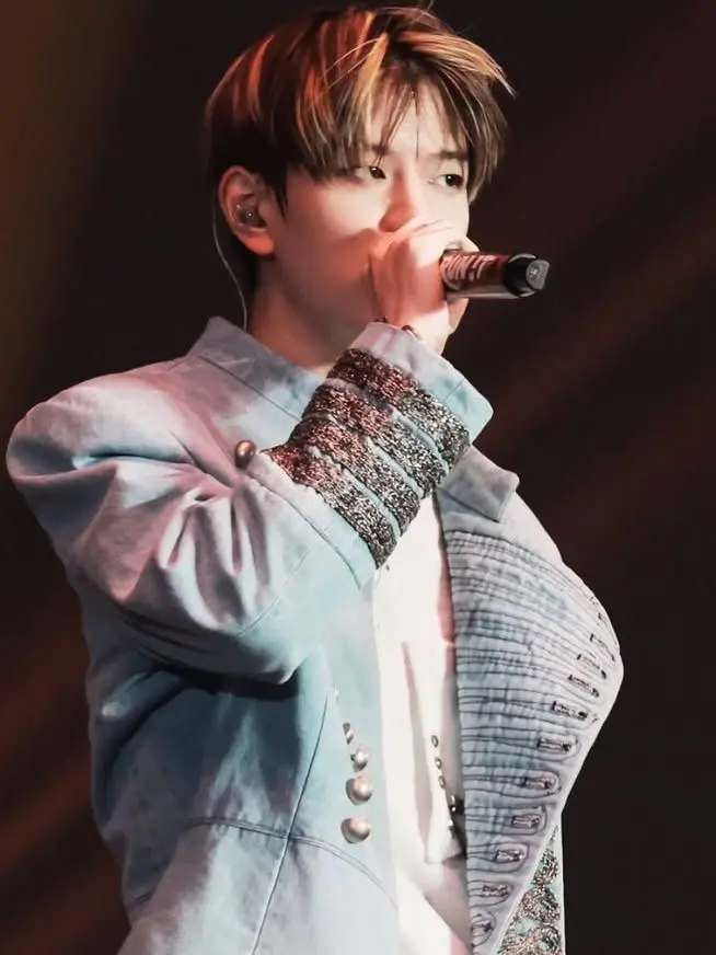 MINNIE112829의 Seungmin