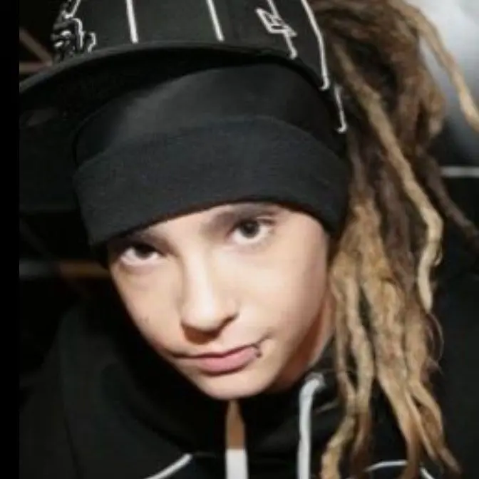 SilkyCrate1970의 Tom and Bill