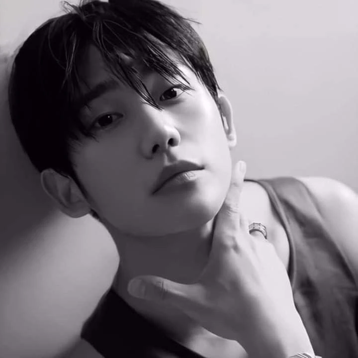 정해인