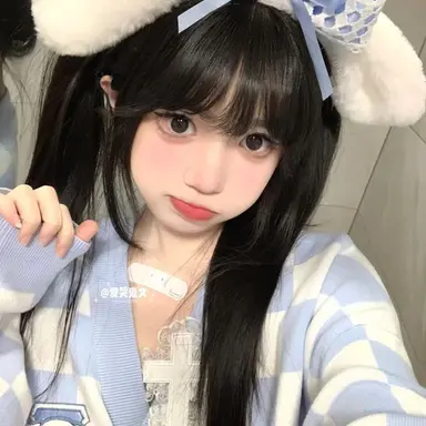 Profile image of Lucy