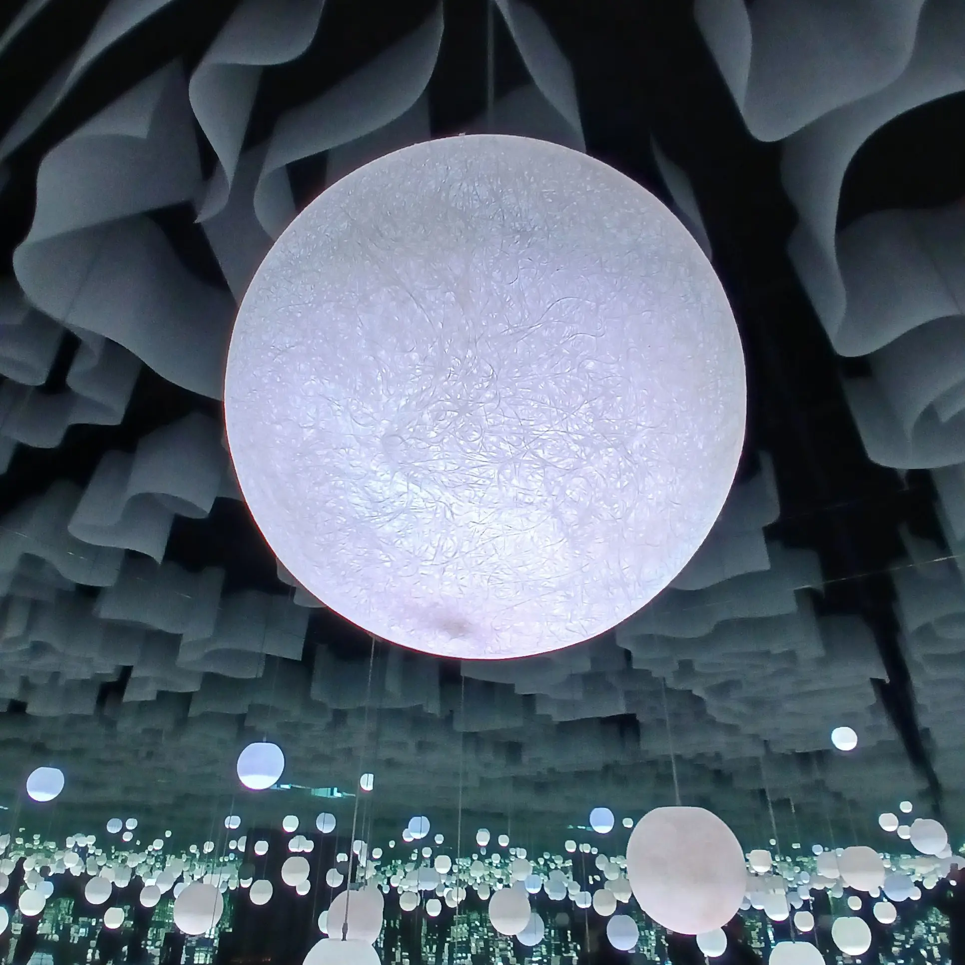 VividSnow1817의 모브사이코100