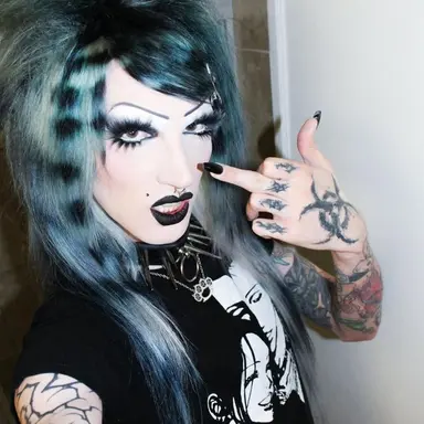 Profile image of 6arelyhuman