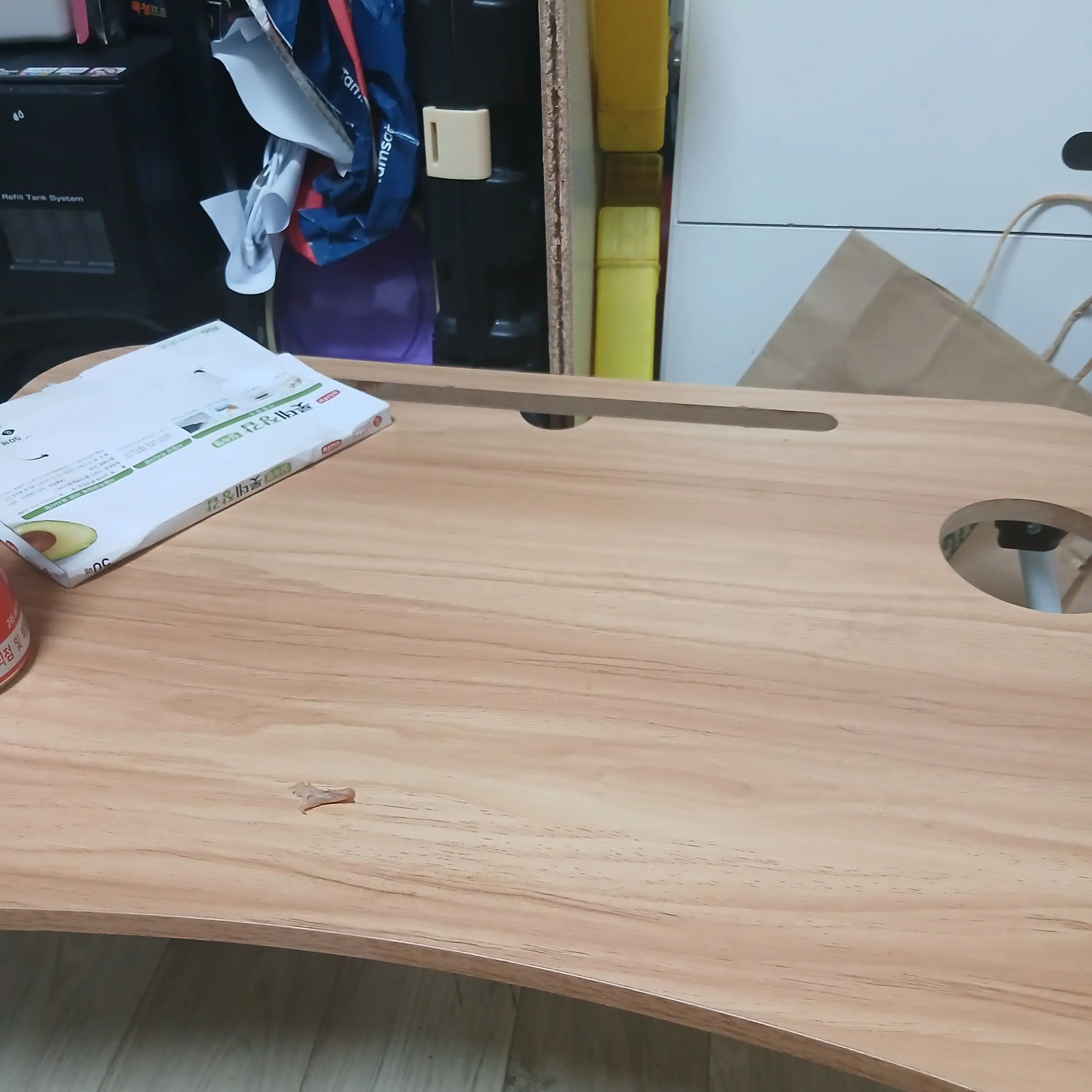 BronzeCharm8212의 상자에 같힌 나랑 친구