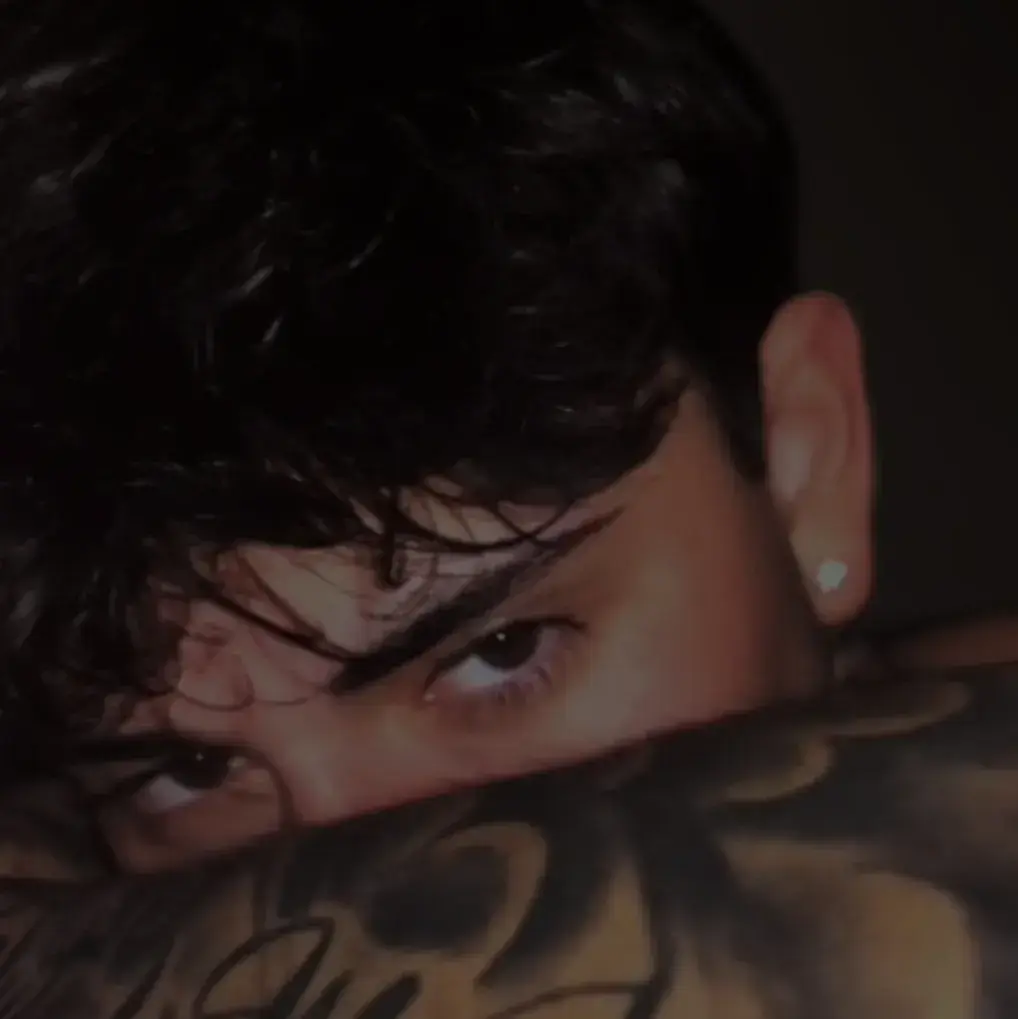 WeakPetal6431의 DARK ROMANCE