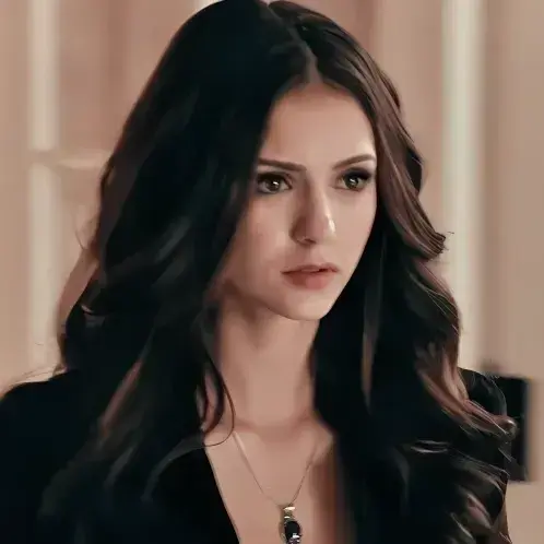 BulkyBloom0075의 Katherine Pierce