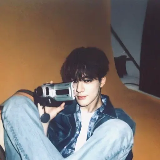 y_llow의 이제노