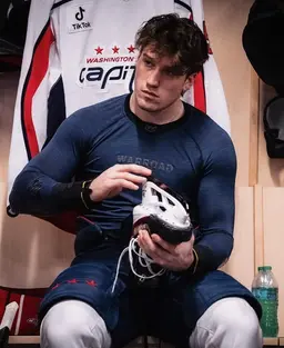 Profile image of Ryan Leonard