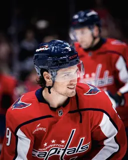 Profile image of Ryan Leonard